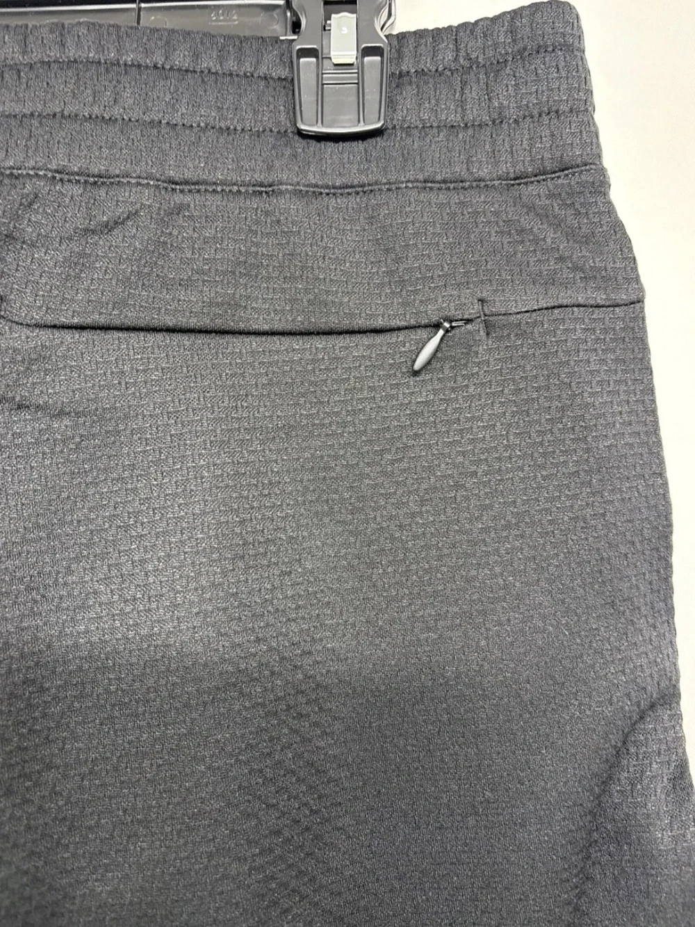 NWOT The North Face Men's Black Shorts Large Logo Athletic Elastic Waist Shorts